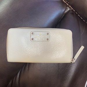 Kate Spade Cream Wallet